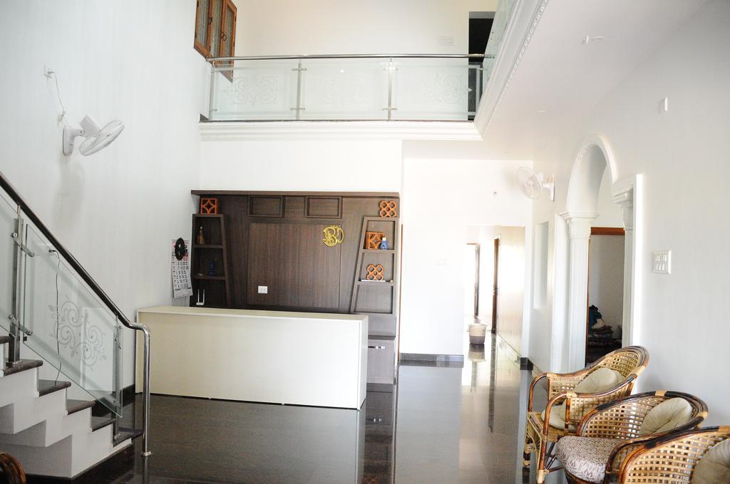 Bharathi Guest House Tiruvannāmalai 外观 照片